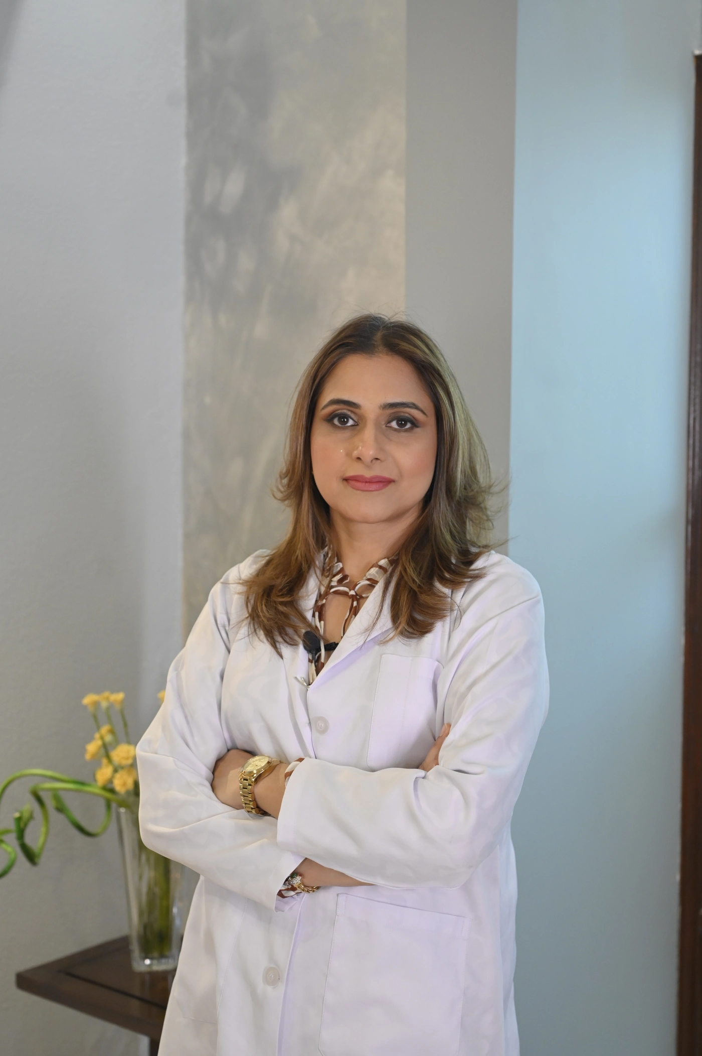 Dr Fatima posing for a professional profile